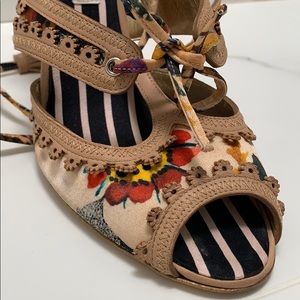 Shoe size 40 (size 10) Christian Lacroix